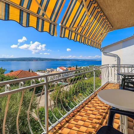 Grosses Nur 400 Meter Zum Mit Meerblick, Grillplatz, Wifi, Klima Crikvenica