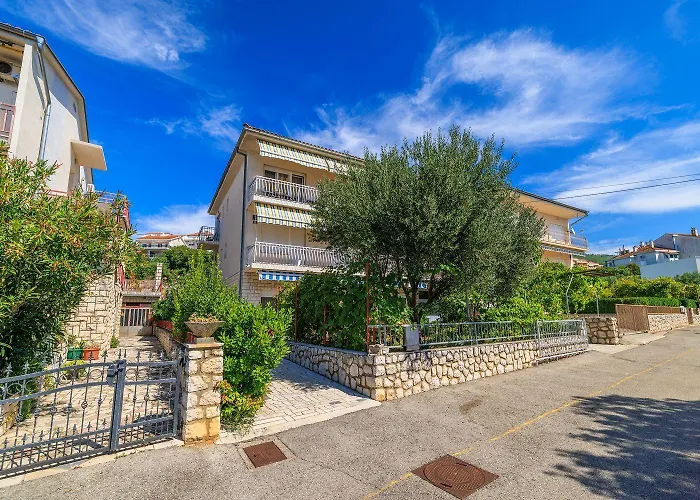 Grosses Nur 400 Meter Zum Mit Meerblick, Grillplatz, Wifi, Klima Crikvenica