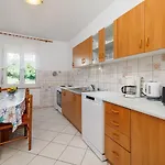 Grosses Nur 400 Meter Zum Mit Meerblick, Grillplatz, Wifi, Klima Apartment