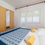 Apartment Grosses Nur 400 Meter Zum Mit Meerblick, Grillplatz, Wifi, Klima *