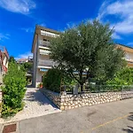 Grosses Nur 400 Meter Zum Mit Meerblick, Grillplatz, Wifi, Klima * Crikvenica